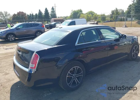 2013 Chrysler 300 Touring из США, поврежденный, VIN 2C3CCAAG2DH714790